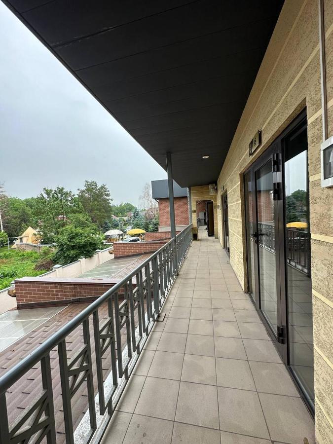 Gоlden Dragon Villa Hotel Bisjkek Buitenkant foto